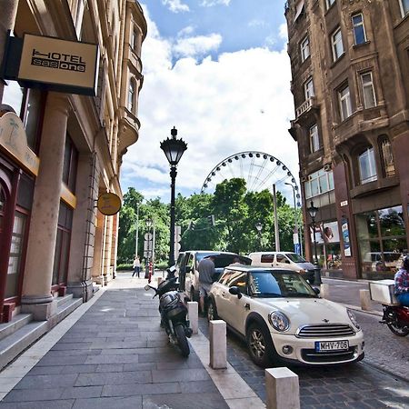 Sasone Rooms Budapest Exteriör bild
