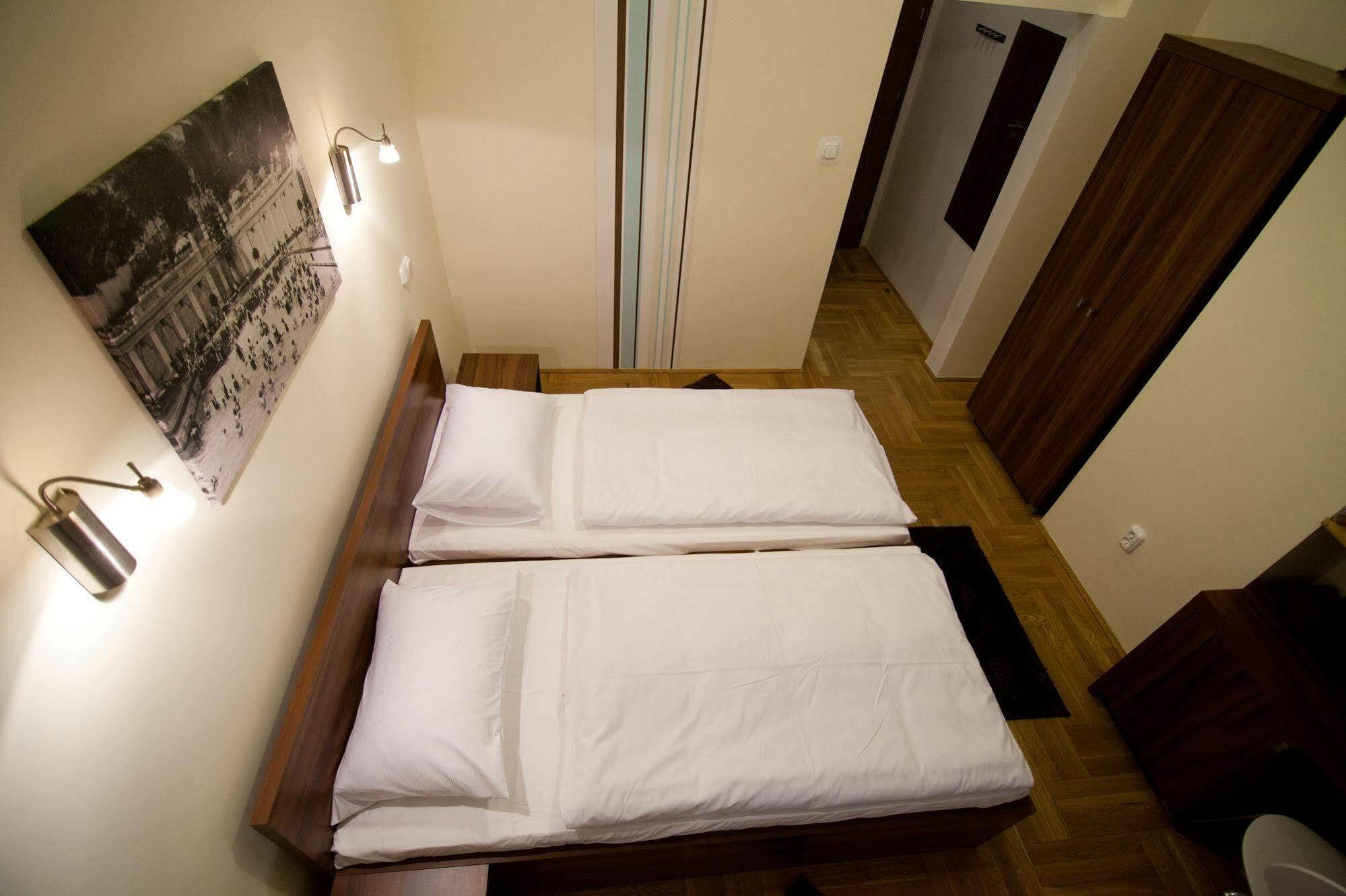 Sasone Rooms Budapest Exteriör bild